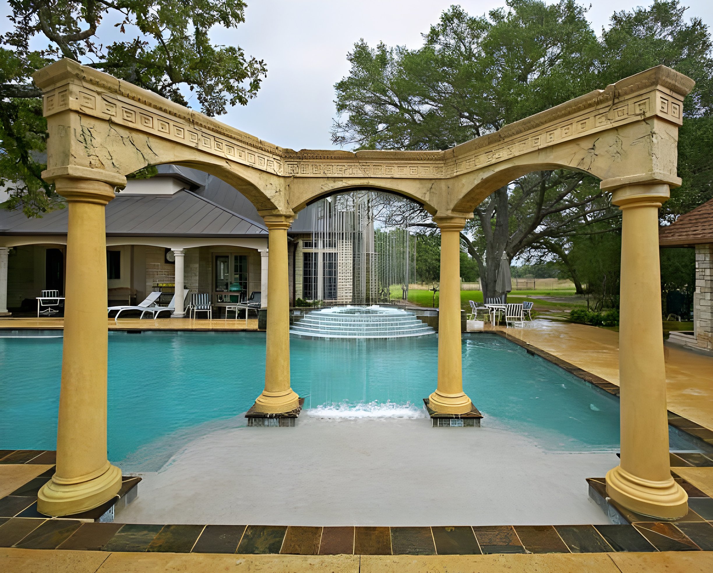 Contemporary Pool Design